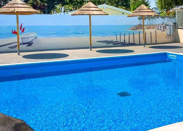 אתר קמפינג Mobil-home Confortable Avec Terrasse A - Api-1-52-842 ברם סור מר