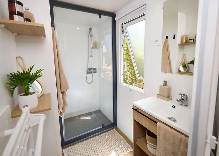 Mobil-home Confortable Avec Terrasse A - Api-1-52-842 אתר קמפינג